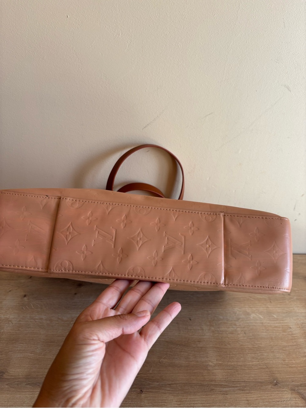 Authentic Louis Vuitton vernis shoulder bag - Picture 8 of 12